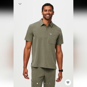 New Figs Men's Scrub Set